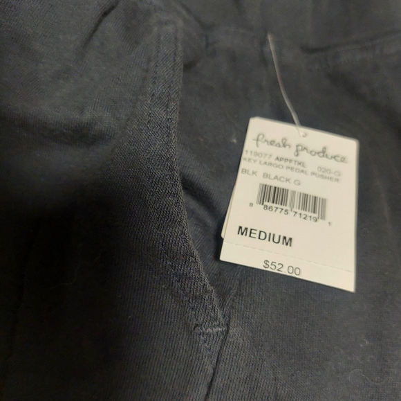 Fresh Produce Black Linen Shorts - Picture 4 of 5